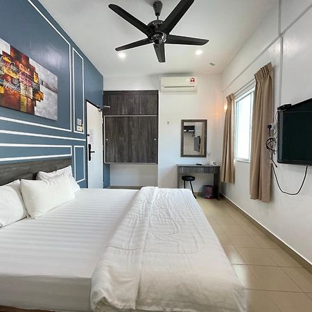 Mr Homestay Hotelstyle Room Teluk Intan Exterior photo