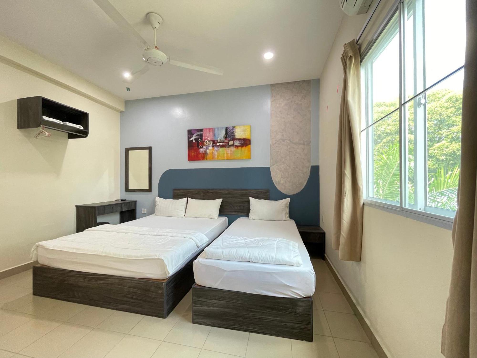 Mr Homestay Hotelstyle Room Teluk Intan Exterior photo